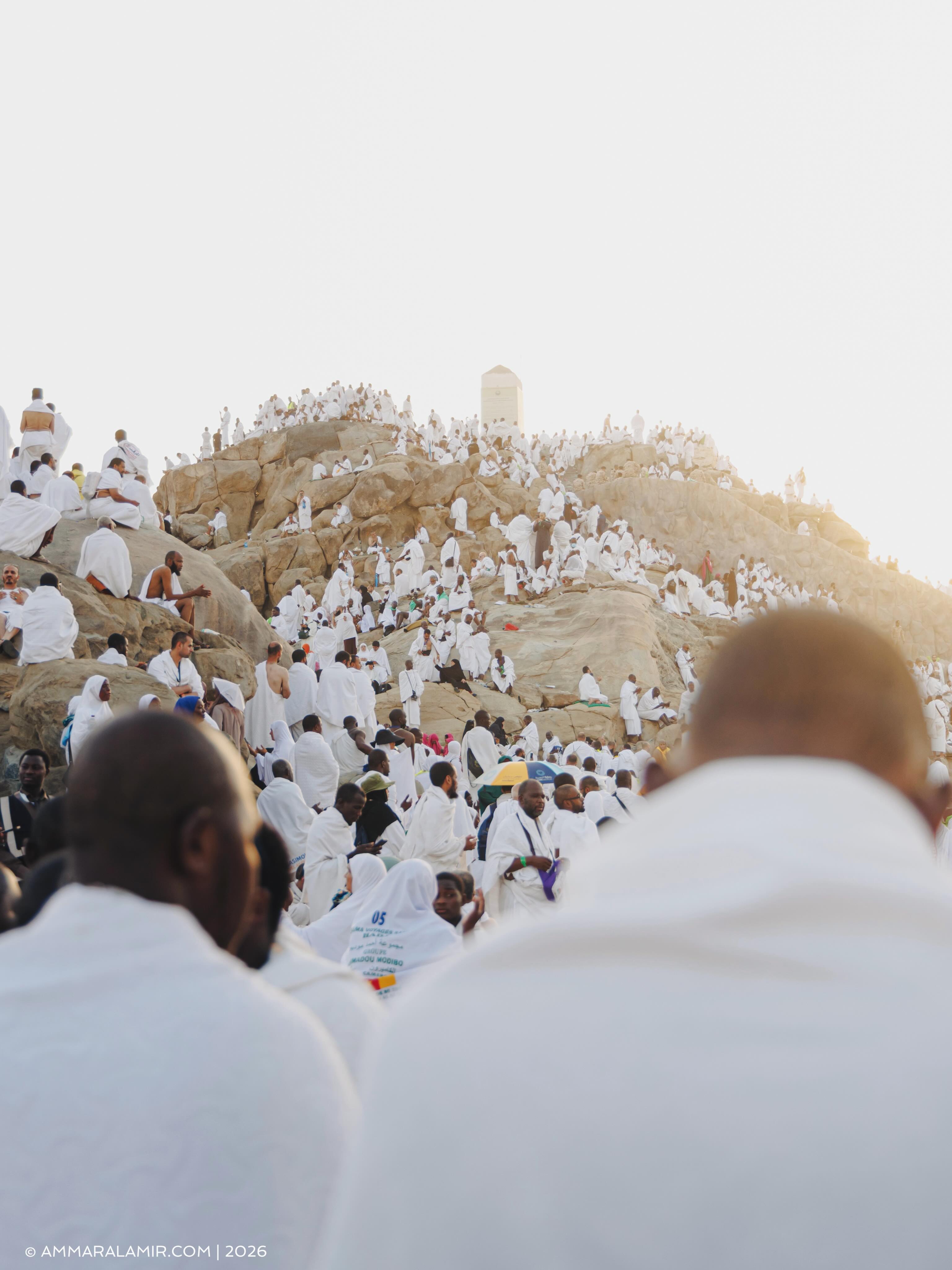 Pilgrims gathered on the plains of Arafat